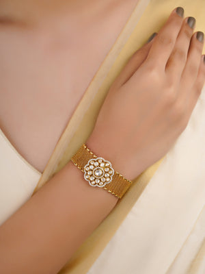 Sitaratna floral moissanite mesh statement bracelet handcrafted in 925 sterling silver