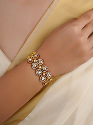 Sitaratna teardrop halo moissanite link bracelet handcrafted in 925 sterling silver