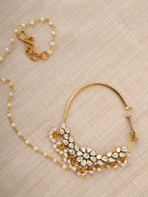 Sitaratna gold-plated moissanite pearl bridal nath worn on model