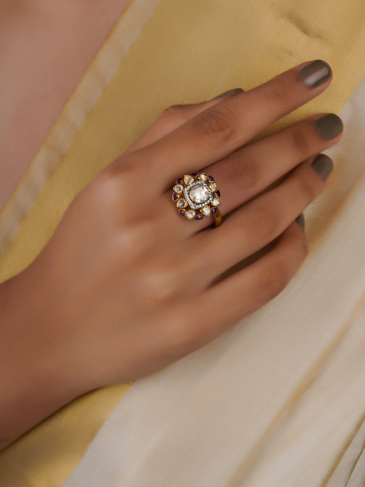 Sitaratna emerald centre moissanite scroll statement ring handcrafted in 925 sterling silver
