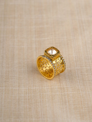 Sitaratna solitaire lattice gold-plated moissanite ring styled on hand